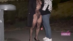 Fodi na Rua Com Neg&atilde_o, Me Colocou Estilo Cachorrinho no Ch&atilde_o da Rua - Nicolly Summers (COMPLETO NO RED E SHEER)