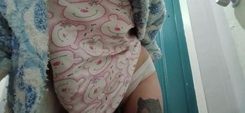 As Soon as My Parents Left for Work, I Immediately Started Masturbating at the Door