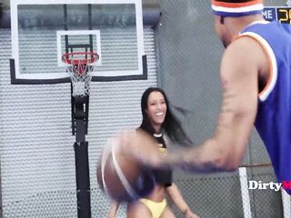 Female Lebron Of Knob Riding - Jayne Doh, Lawson Jones