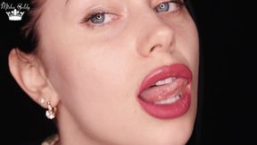 Hookah smoking and lipstick fetish