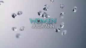 Julia Ann loves Mindi Mink