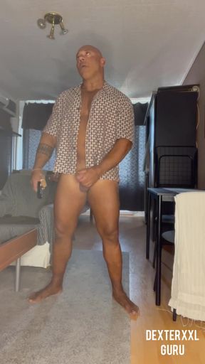 If You Like Me. Bisexual Bodybuilder Wank Solo