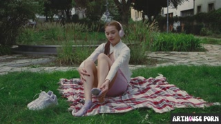 Teen Matty Mila Perez Loves Oily Footjobs &amp; Blowjobs In The Pose