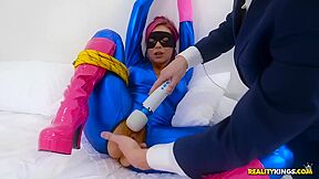 [lobitomx1] Anna Bell Peaks Naughty Treat Super Girl Banged With A Vibrator [hd]