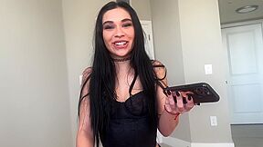 Goth Stepsister Learns To Get Along Delilah Dagger Household Fantasy