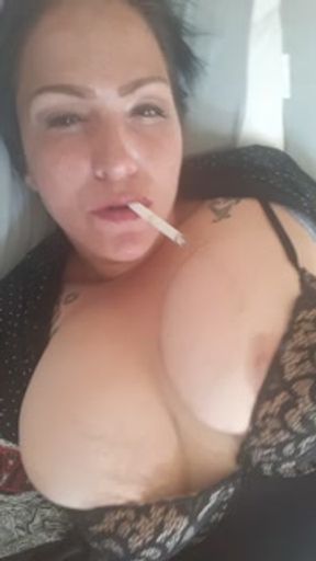 ALLIEKATNIGHT in " smoking is my fetish "