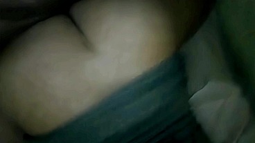 Militar negão arromba o cuzinho da travesti gostosa