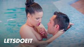 ”Buxom Athina Love Gets Passionate Poolside Fuck - LETSDOEIT”