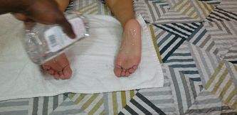 Brit oily soles black toes