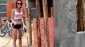 comendo a ruiva no meio da obra