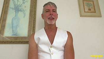 ManPuppy: DILF Richard Lennox grabs big dick to wank in his apartment after clubbing
