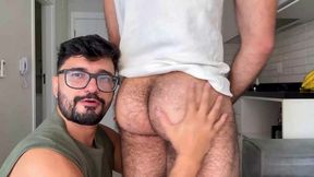 marcos goiano - fodendo com o vizinho tesudo - peludo com uma bunda linda fodeu o goiano - sexo gay sem camisinha - meu vizinho fodeu minha bunda