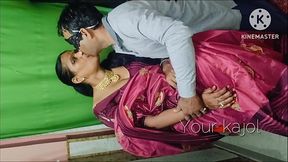 प्रमोशन के लिए अपनी बीबी को बॉस से चुदवाया