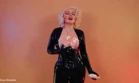 Captivating Latex Catsuit Compilation Featuring Natural Temptress - Explore Kinky Fetish Fun!