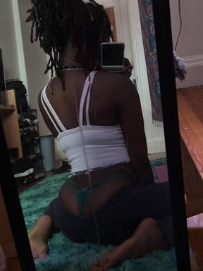 booty vid but da soles in it... did u twitch at the thought  ?