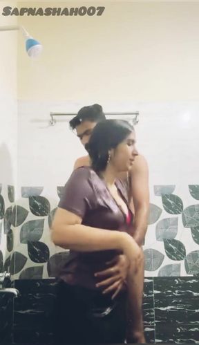 Tamil road side girl fucking with chinna paiyan