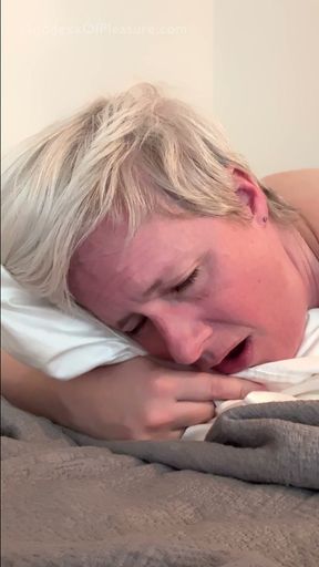 Horny MILF Can't Resist A Good Fucking