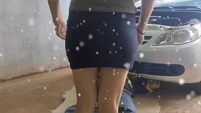 casada piranha dando a bunda gostosa pra o mecanico