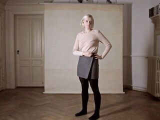 Regular girls, not actresses, disrobe totally bare for a mainstream documentary - Venus (2016)
