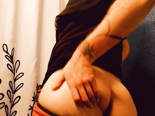 Large Moist Sounding Butt Bouncing Shaking FTM Sexually excited Doxy