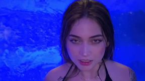 Jessi in the hot tub 💦🤭
