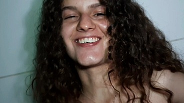 NOVINHA DO SKATE RESOLVEU SE AVENTURAR PRA SENTIR A PICA DO BRAZUCA