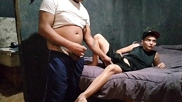 Sapatão adora da o cuzinho 100% anal
