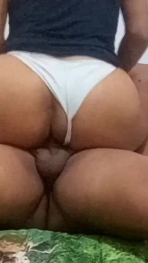 Gigante Rabuda Anal Senta Ate Levar Uma Gozada