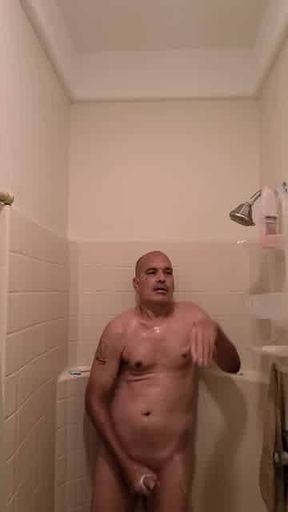 Handsome man Darin nude video for only single young solo girls and twenties young women  . not  for  gays  I not Like that kind person gays is mental  true to god