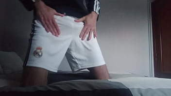 Adidasfun1 Wanking in Real Madrid football pants