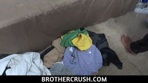Bossy stepbrother bangs Latin teen