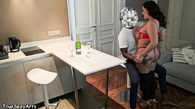 Coco Rains unleashed her curvy body to seal bold real estate deals 4K