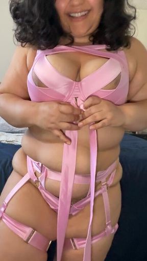 Lingerie Squirt Vid