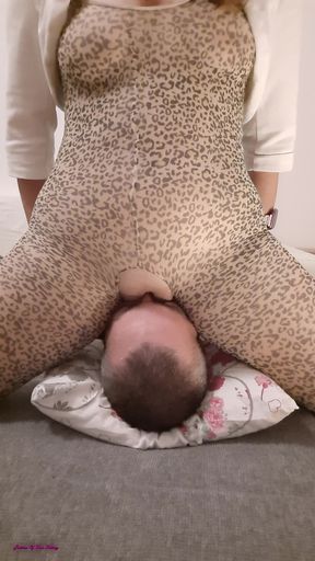 Stay Under My Leopard Pussy!