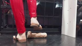Hard toy cock trampling (wmv)