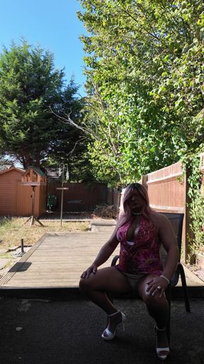 Sexy Crossdresser kellycd2022 in my summer dress and heels