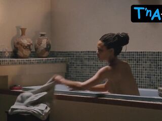 Thandie Newton Bazookas Scene in Half Of A Yellow Sun