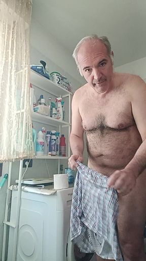 A Cumshot in the Bathroom Before Going Out
