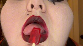 Tiny human vs Goth Giantess