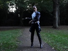 FemdomFoto - Lady Iveta - Walking And Cracking (German)