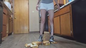 Shoe bread crush