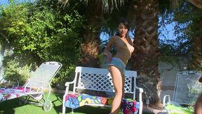 Jayden Lee will tell you straight up that she'_s an exhibitionist that likes being watched