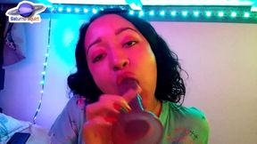 Saturn Squirt Fingers Inside the Ass, Rubbing the Clitoris and Sucking the Dildo Excited