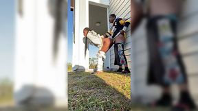 Amateur Black couple having Risky Public sex in their neighborhood