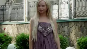 Blonde teen 18+ undressing