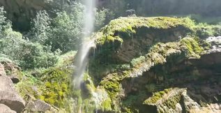 Waterfall Blowjob in a Paradisiac Place...