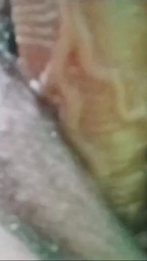 Sexy Filipina MILF Making Some Cream Before Bex