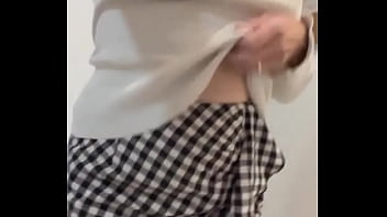 J&lsquo_attends mon tour chez le gyn&eacute_co... J&lsquo_ai pas mis de soutif ni de culotte, c&rsquo_est grave docteur?