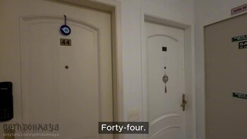 GothDollMaya's Gothic Sluttery: Food Delivery Pays in Passionate Facefucks & Cumshots