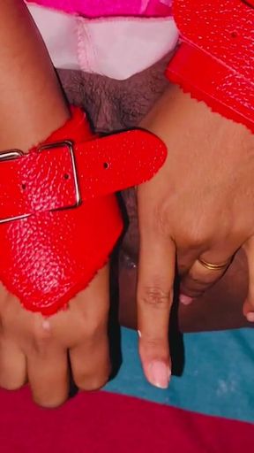 Sriankan Mam in Hand Cup Legs Pussy Butplug Dick